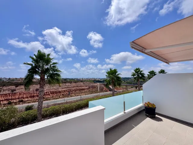 Casa 3 habitaciones 123m² en venta - Lomas de Cabo Roig — 30