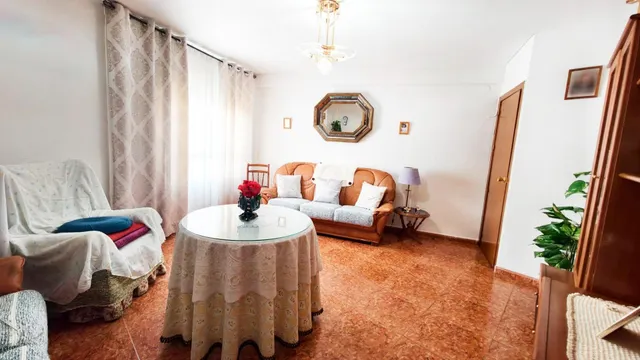¡¡ GRAN OPORTUNIDAD EN MEDINA AZAHARA !! PISO EXTERIOR DE TR - foto 3