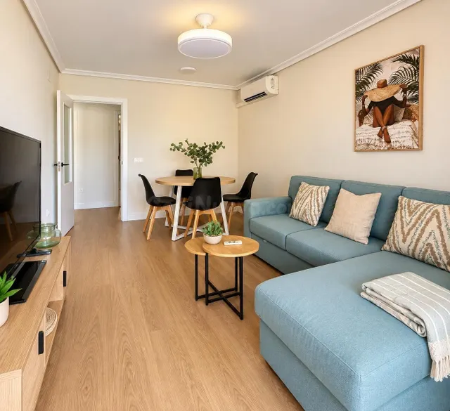 Apartamento en venta reformado en la Cala de Benidorm. www.inmoeurogroup.com — 2