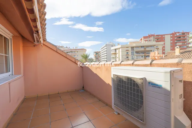 Adosado 4 habitaciones 265m² en venta - Centro — 28