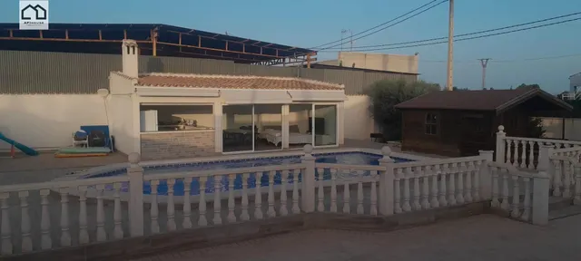 Espectacular casa con piscina privada y parcela de 1.100 m2 en Dolores — 7