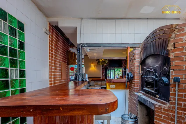 “Restaurante con licencia en 1.993 m2 de parcela y potencial para 3 viviendas en Hita” — 30