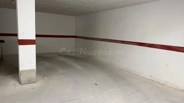 Amplio Parking en Venta en el Corazón de Petrer - foto 4