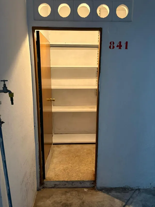 GARAJE Y TRASTERO EN TRIANA — 9