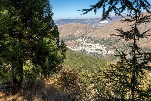 Venta de 2 casas en 1 en Güéjar Sierra (Granada) muy cerca d