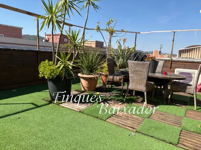 ¡FINQUES BAIXADOR PRESENTA ESTE ATICO CON AMPLIA TERRAZA Y B - foto 4