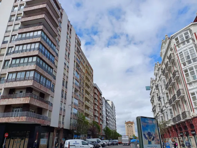 TRASPASO CAFETERIA CENTRO SANTANDER CON TERRAZA — 3