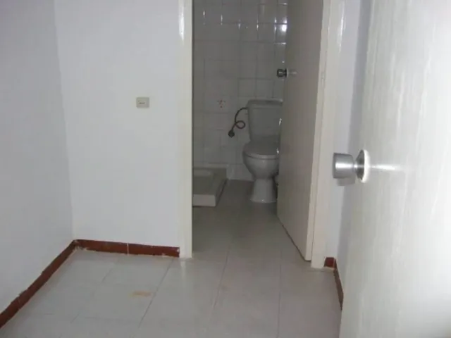 LOCAL COMERCIAL EN VENTA EN LA ZONA EIXAMPLE — 6