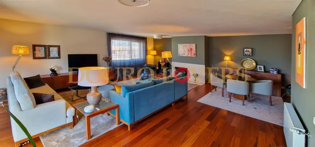 Apartamento 4 habitaciones 262m² en venta - Matosinhos e Leç - foto 3