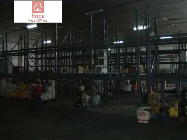 MONTIJO, VENTA NAVE DIAFANA, PUERTA ACCESO AMPLIA Y ALTA - foto 3