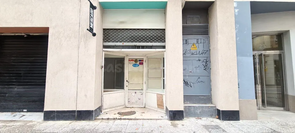 Local en alquiler en Félix Latassa