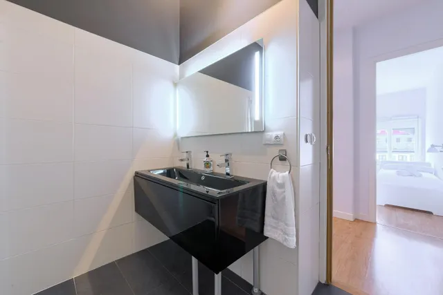 Se vende Espectacular piso con licencia turística a 7 min del Casco Viejo — 21