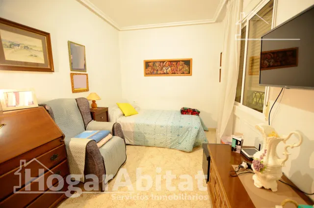 Amplia casa semireformada y amueblada — 29
