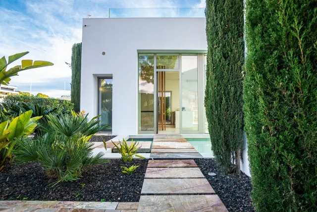 GRAN VILLA EN ORIHUELA COSTA, 4 HAB, 2 BAÑOS — 10