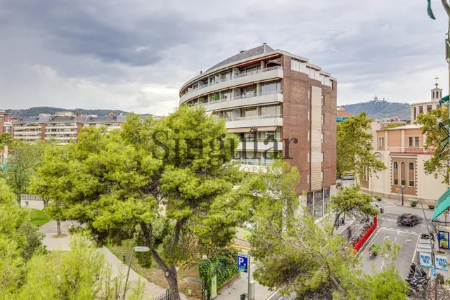 Luminoso piso reformado con balcón y vistas al Parque de Piscinas y Deportes — 15