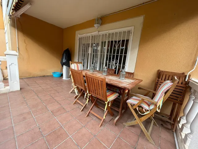 CHALET INDEPENDIENTE EN UNA PLANTA — 28