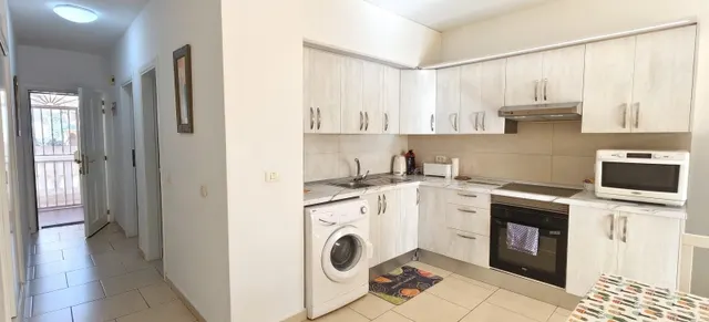 Se alquila apartamento vista piscina en Costa Adeje, Tenerif - foto 5