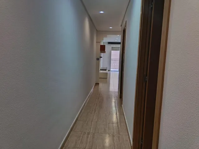 Se vende piso para entrar a vivir a 20 minutos de Alicante, con todos los servicios a mano, ascensor, plaza de garaje y trastero — 13