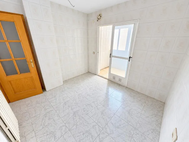 Luminosa vivienda en uno de los edificios más emblemáticos de la gran vía de Caravaca de la Cruz — 10