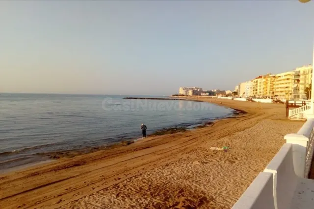 Estupendo estudio en primera linea Playa De Los Locos - foto 4