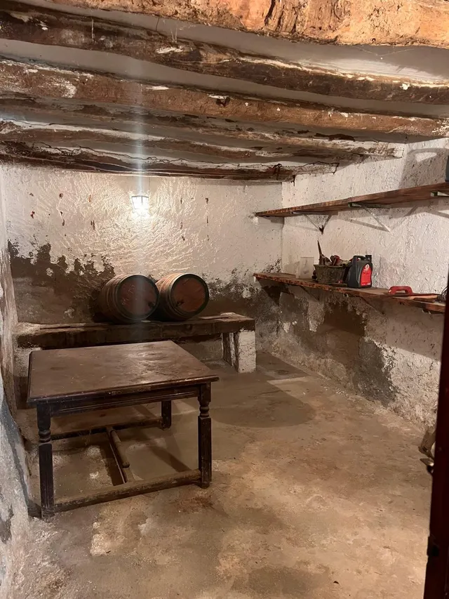 CASA GRANDE DE PUEBLO CERCA DE HUESCA (QUINZANO) — 13
