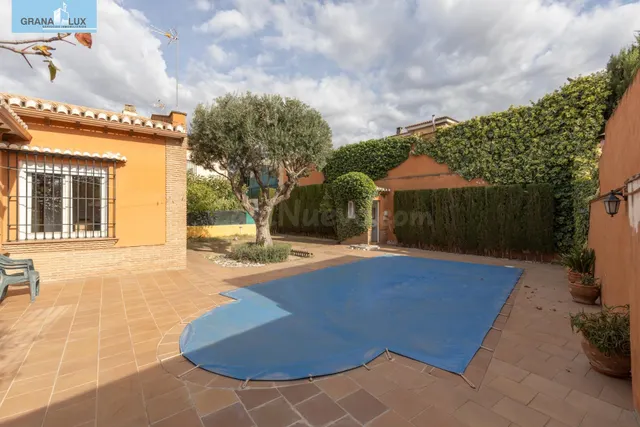 Exclusiva vivienda con piscina en Viñas del Rey — 4