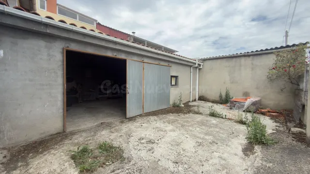 Casa de dos plantas con nave y terreno de 1400m con pozo a e - foto 5