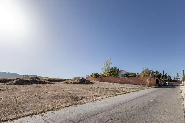 2 solares de 780m2 cada uno. Precio de cada solar 99.000€. — 4