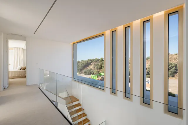 Villa independiente de lujo en venta  con vistas al mar y piscina privada en El Higuerón, Fuengirola — 14