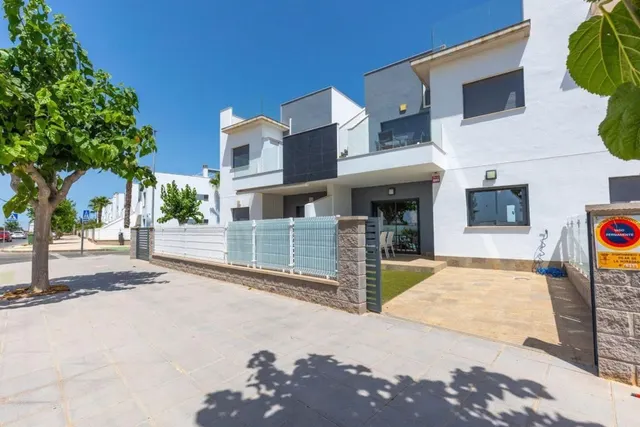 Apartamento 2 habitaciones 68m² en venta - Zona Pueblo — 28