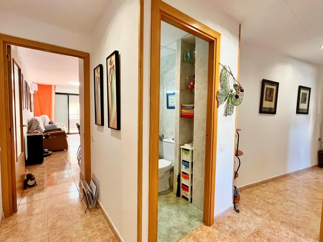 Piso de 4 habitaciones con terraza y ascensor en Ferreries - VPO — 35