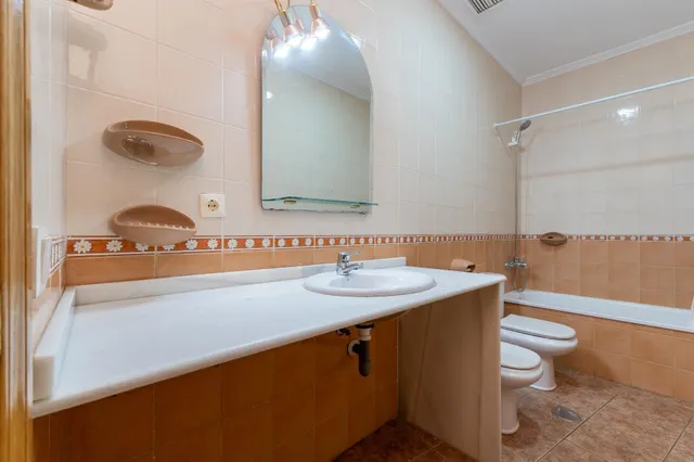 Magnífica casa en la preciosa zona  de Trassierra.Única y con mucho encanto. — 25