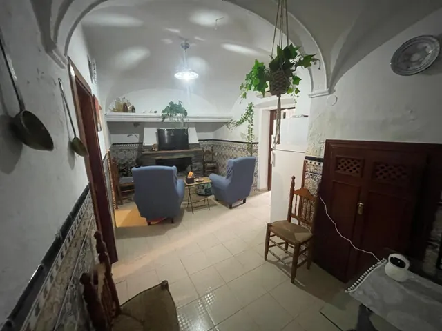 CASA EN ESQUINA EN CASAS DE DON ANTONIO — 9