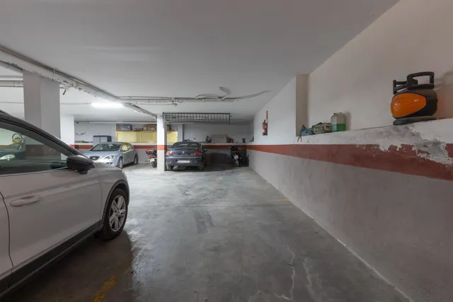 Plaza de aparcamiento de 25 m2 en Armilla (Granada) – acceso por calle málaga — 10