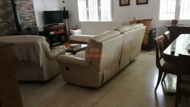 SE VENDE CASA CON TERRENO DE MÁS DE 3000 MTS EN LA URB. OJOS DE SAN JORGE JUNTO A LOS PRADOS — 9