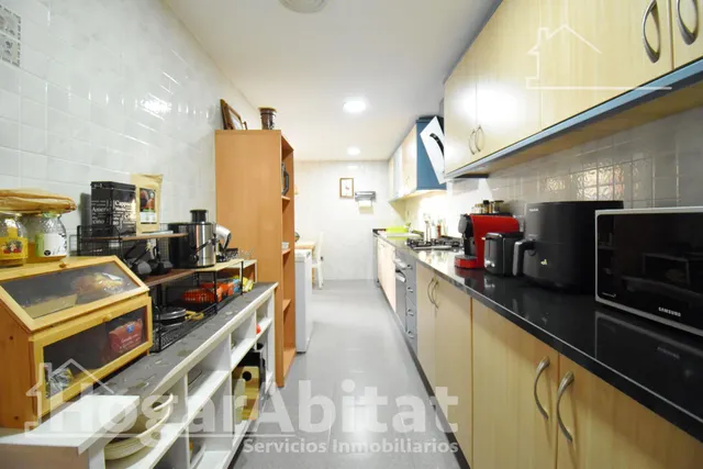 ¡Hogar de lujo! Muy amplio y luminoso en residencial con piscina, ascensor y dos terrazas — 12