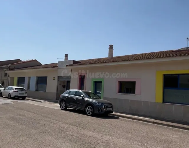LOCAL DE UNA PLANTA EN CALLE ARRABAL 2, NUEZ DE EBRO - foto 2