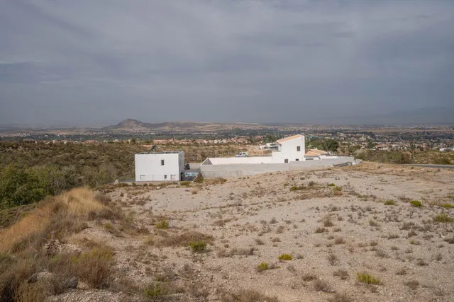 Terreno urbano de 750 m2 en Altos de La Zubia. Parcela 17, m - foto 5