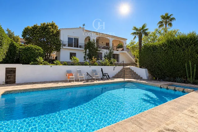 VILLA PRADO · CALMA MEDITERRANEA Y VISTAS AL MONTGO EN JAVEA — 36