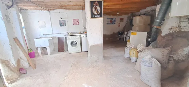 Vivienda en Alacón (Teruel) comarca  Andorra-Sierra de Alarcos — 45
