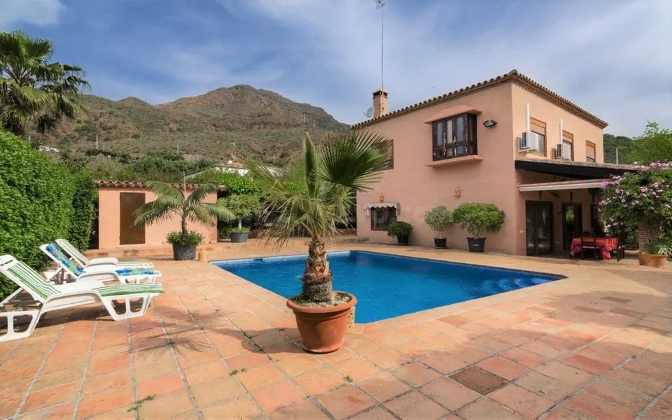 Finca rústica 4 habitaciones 240m² en venta - Costa Del Sol