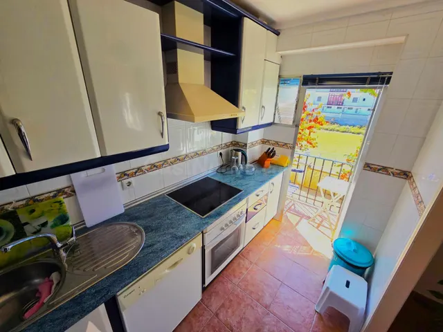 ¡OPORTUNIDAD ÚNICA DE PISO JUNTO AL CENTRO EN CHICLANA DE LA FRONTERA!95.000€ — 3