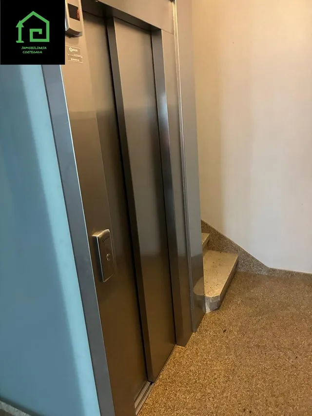 PISO CON TRASTERO CERCA DEL CENTRO COMERCIAL — 29
