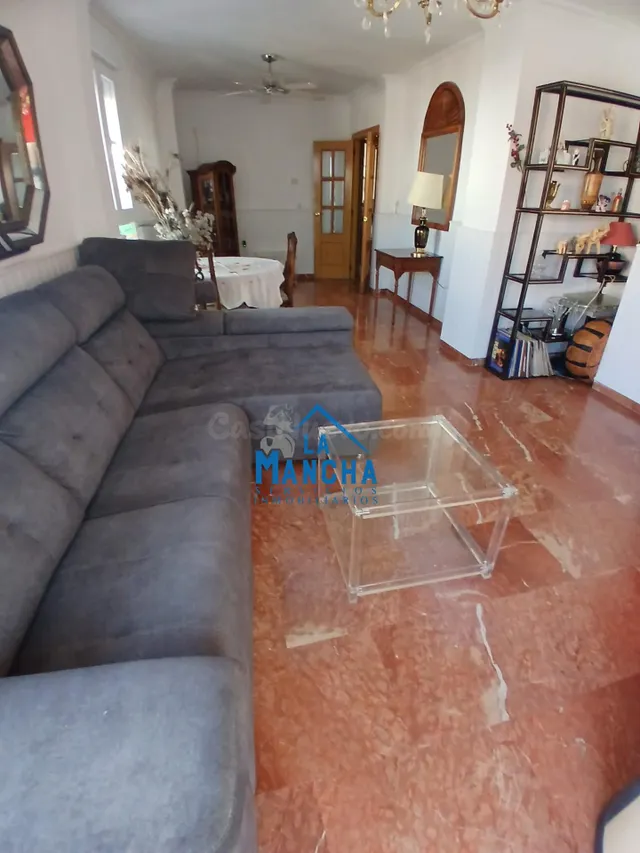 INMOBILIARIA LA MANCHA VENDE ATICO EN ZONA CENTRICA DE ALBAC - foto 4