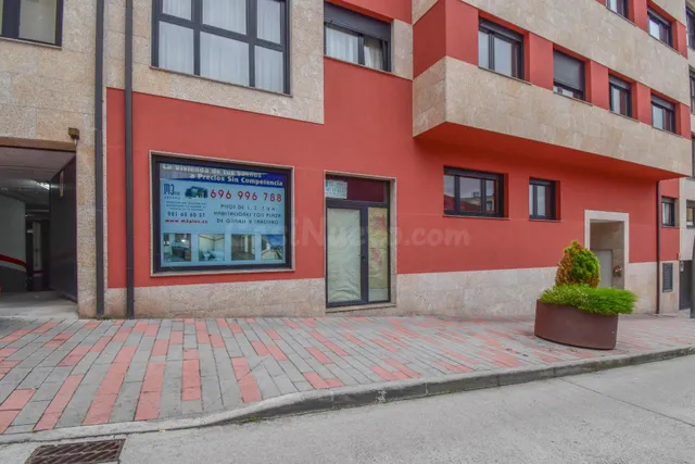 LOCAL COMERCIAL DE 105 METROS