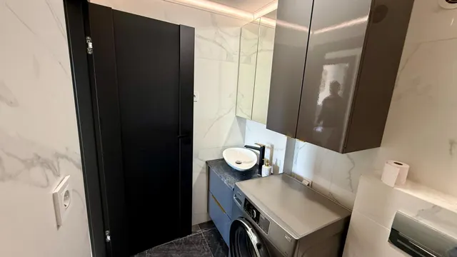 Apartamento con vistas al mar, piscina y licencia turística en La Mata, Torrevieja — 9