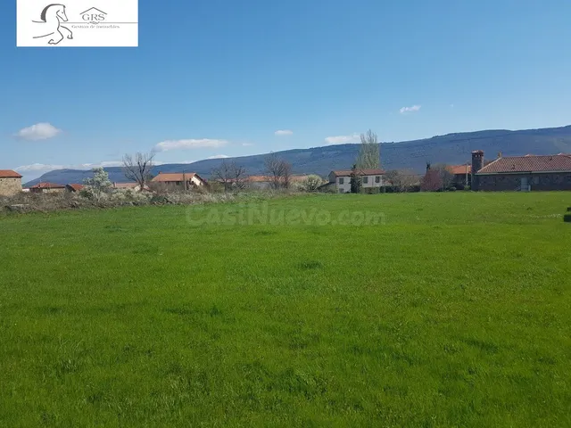 SOLAR URBANIZABLE A 15 MINUTOS DE SORIA, en el Valle - foto 2