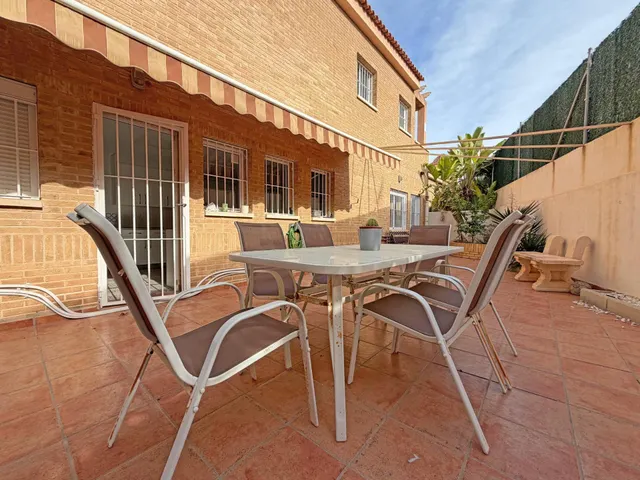 Chalet en cabo de las huertas | 480m2 | piscina | 3 plazas de garaje — 11