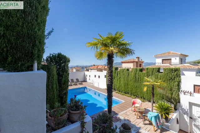 ✨ Espectacular chalet con piscina y vistas impresionantes — 3