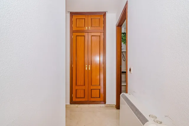 Piso de 3 dormitorios en el Zaidín, junto al entorno del PTS, con parking opcional. — 13